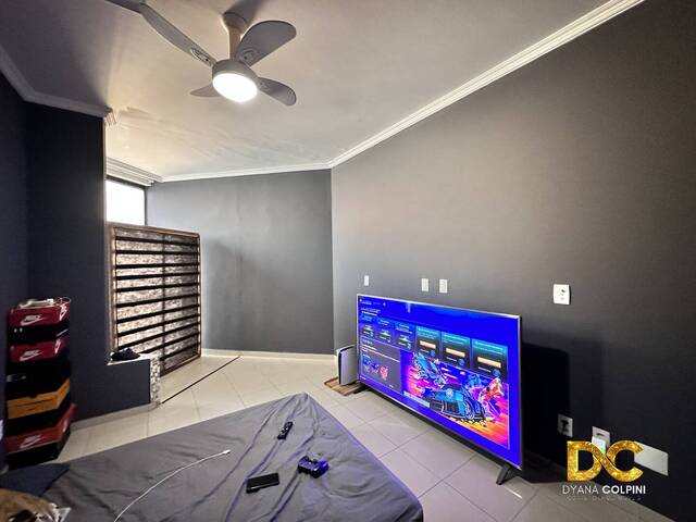 #213 - Apartamento para Venda em Cuiabá - MT