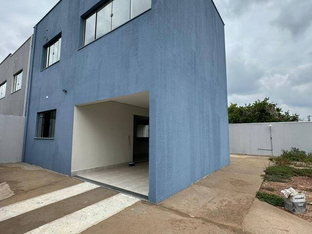 Casa para Venda em Cuiabá - 2