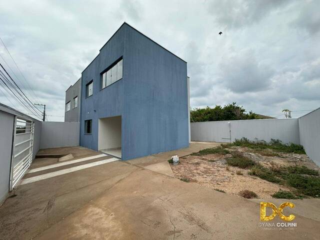 Casa para Venda em Cuiabá - 3