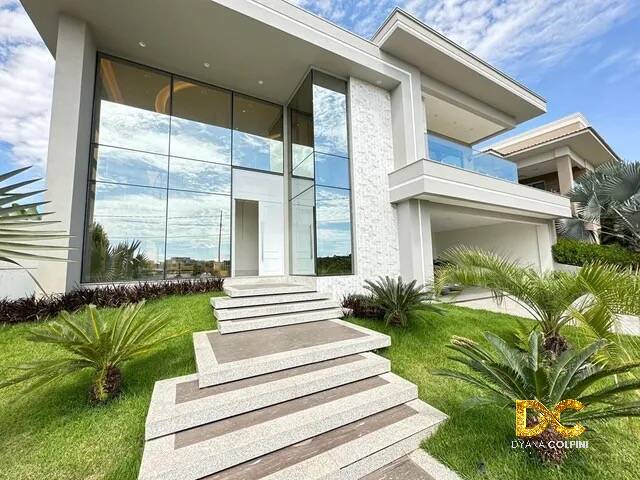 #210 - Casa em condomínio para Venda em Cuiabá - MT