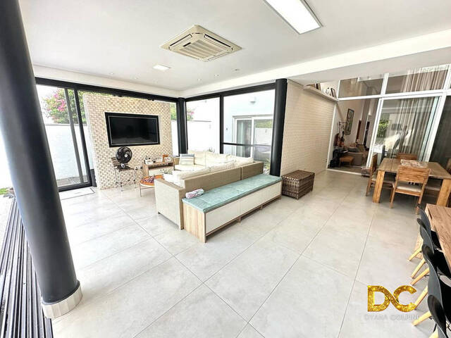 #292 - Casa em condomínio para Venda em Cuiabá - MT