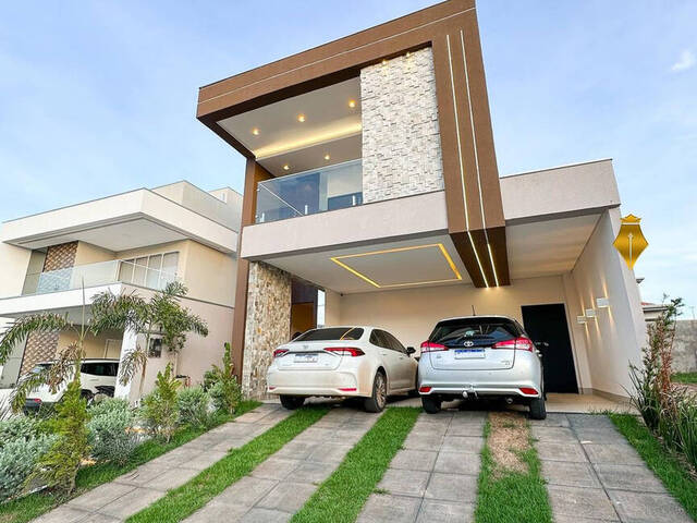 #297 - Casa em condomínio para Venda em Cuiabá - MT