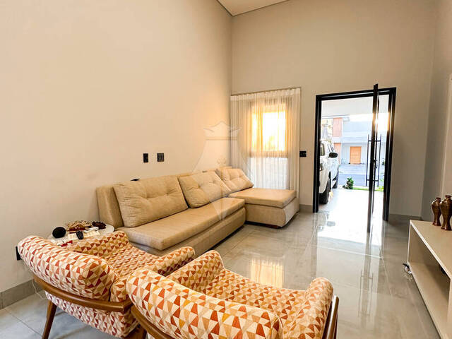 #303 - Casa em condomínio para Venda em Cuiabá - MT