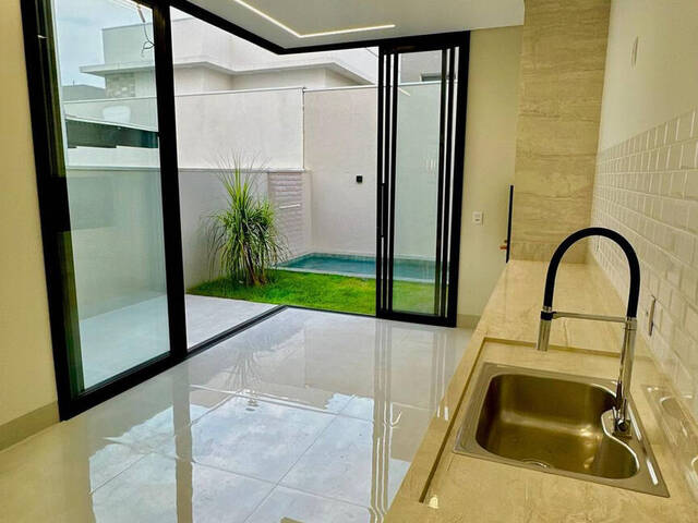 Casa em condomínio para Venda em Cuiabá - 3