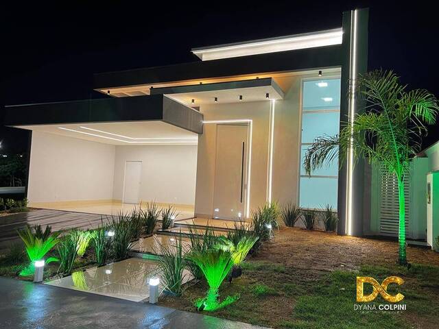 #394 - Casa em condomínio para Venda em Várzea Grande - MT