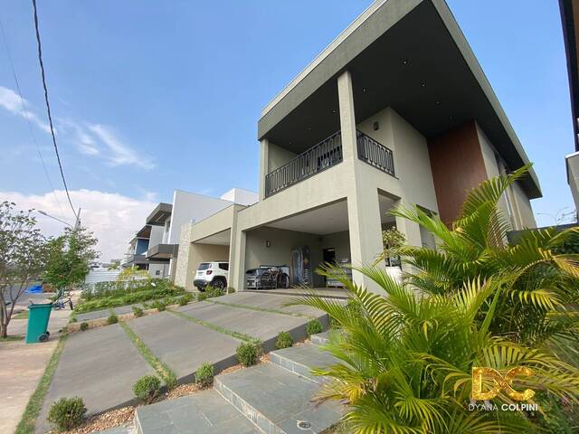 #447 - Casa em condomínio para Venda em Cuiabá - MT