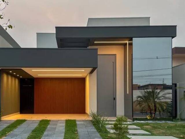 #471 - Casa em condomínio para Venda em Cuiabá - MT