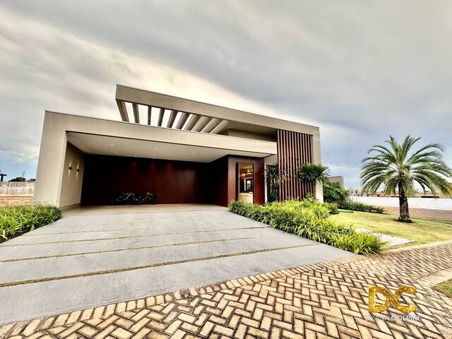 #496 - Casa em condomínio para Venda em Cuiabá - MT - 1