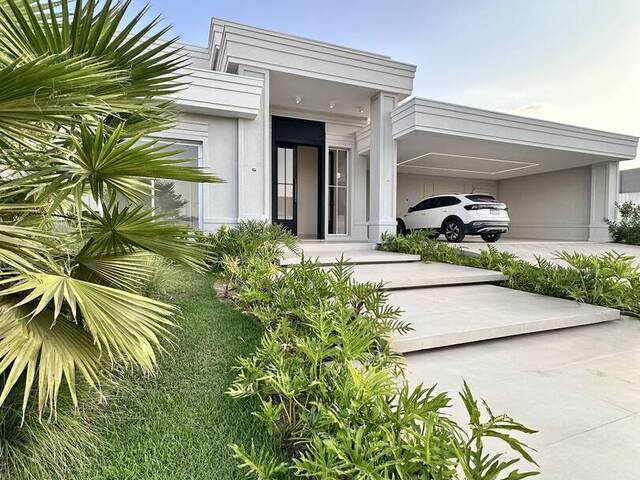 #567 - Casa em condomínio para Venda em Cuiabá - MT