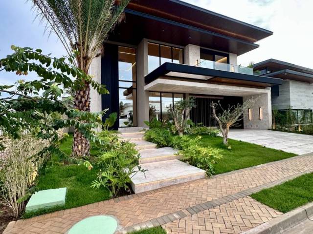 #583 - Casa em condomínio para Venda em Cuiabá - MT