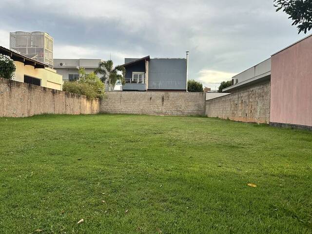 #522 - Terreno em condomínio para Venda em Cuiabá - MT