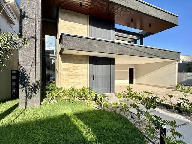 #609 - Casa em condomínio para Venda em Cuiabá - MT
