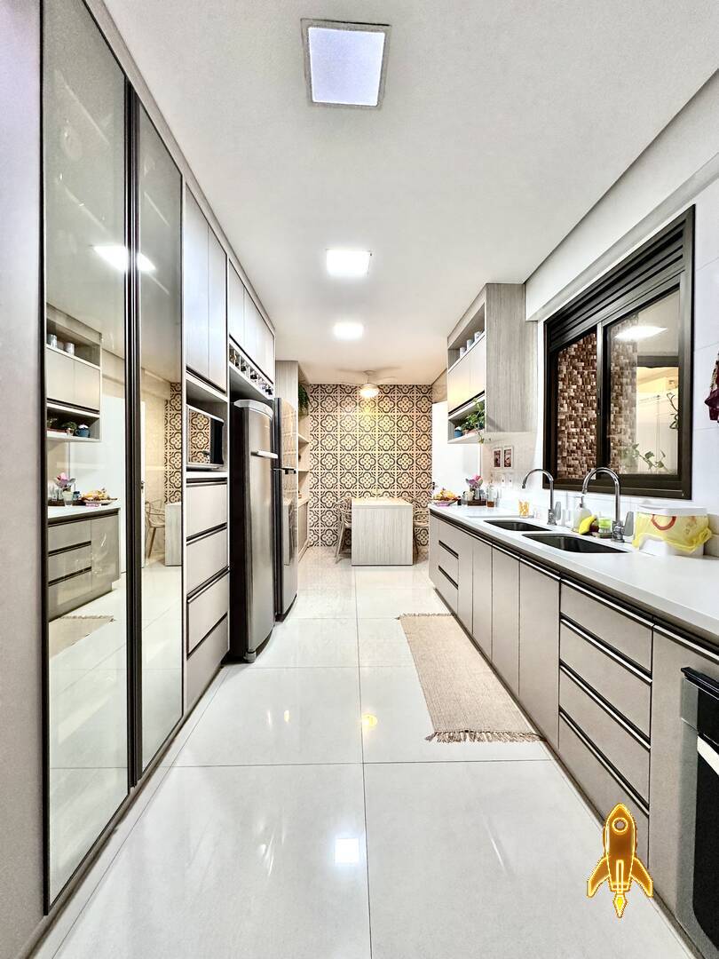 Apartamento, 4 quartos, 275 m² - Foto 12