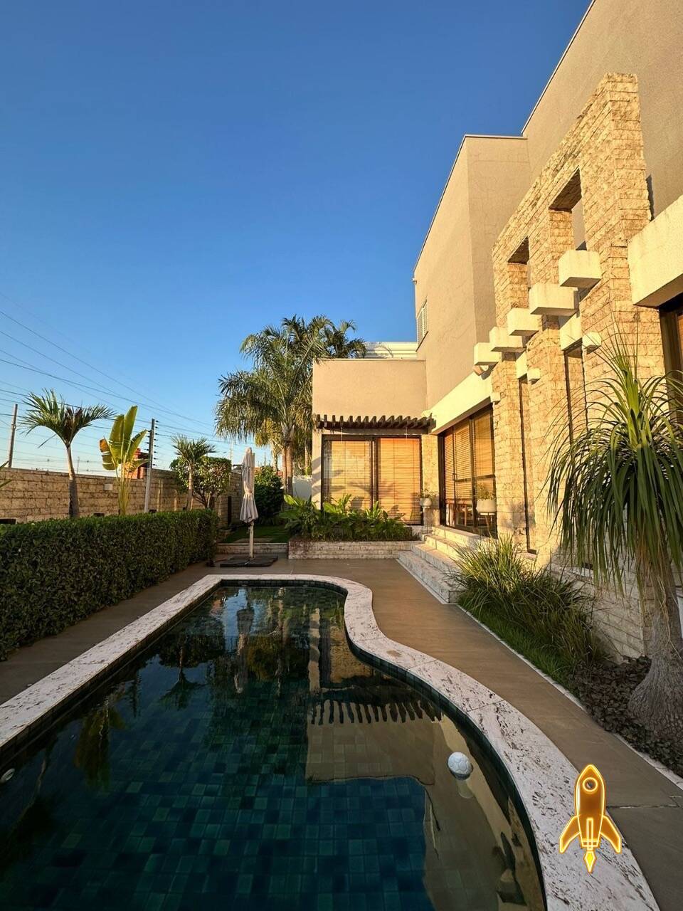 Casa de Condomínio, 4 quartos - Foto 1