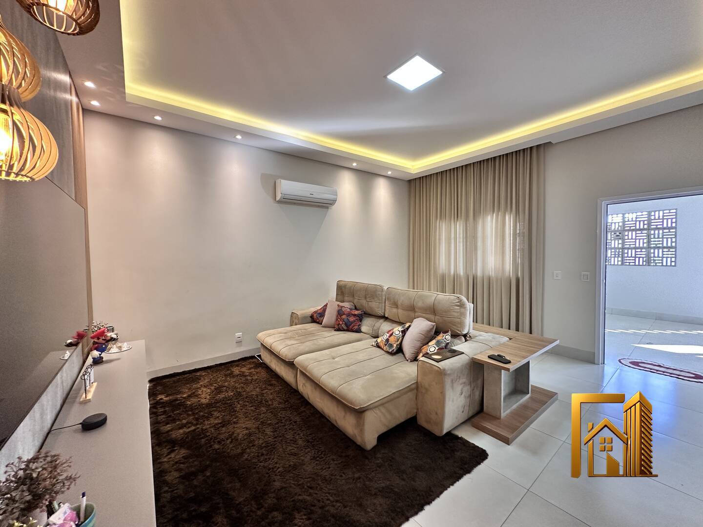 Casa, 3 quartos, 202 m² - Foto 3