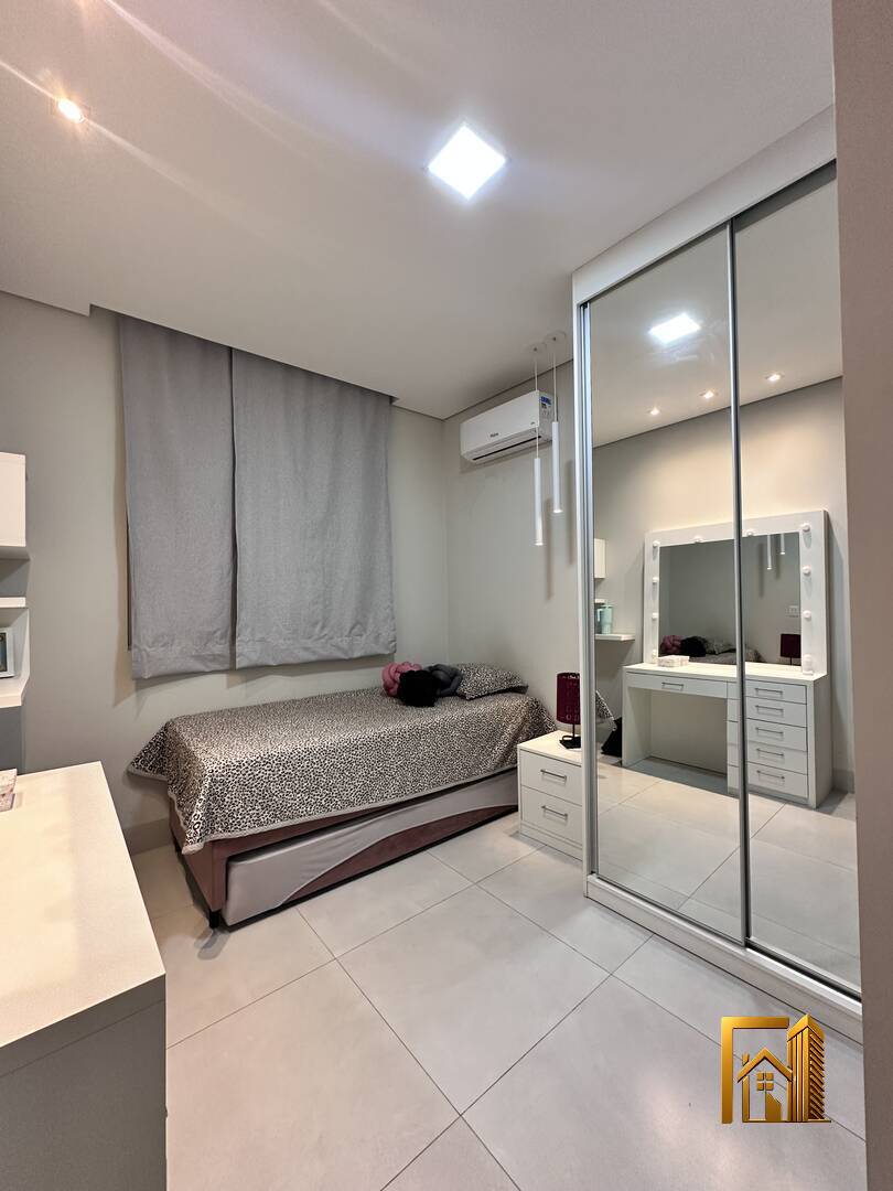 Casa, 3 quartos, 202 m² - Foto 22