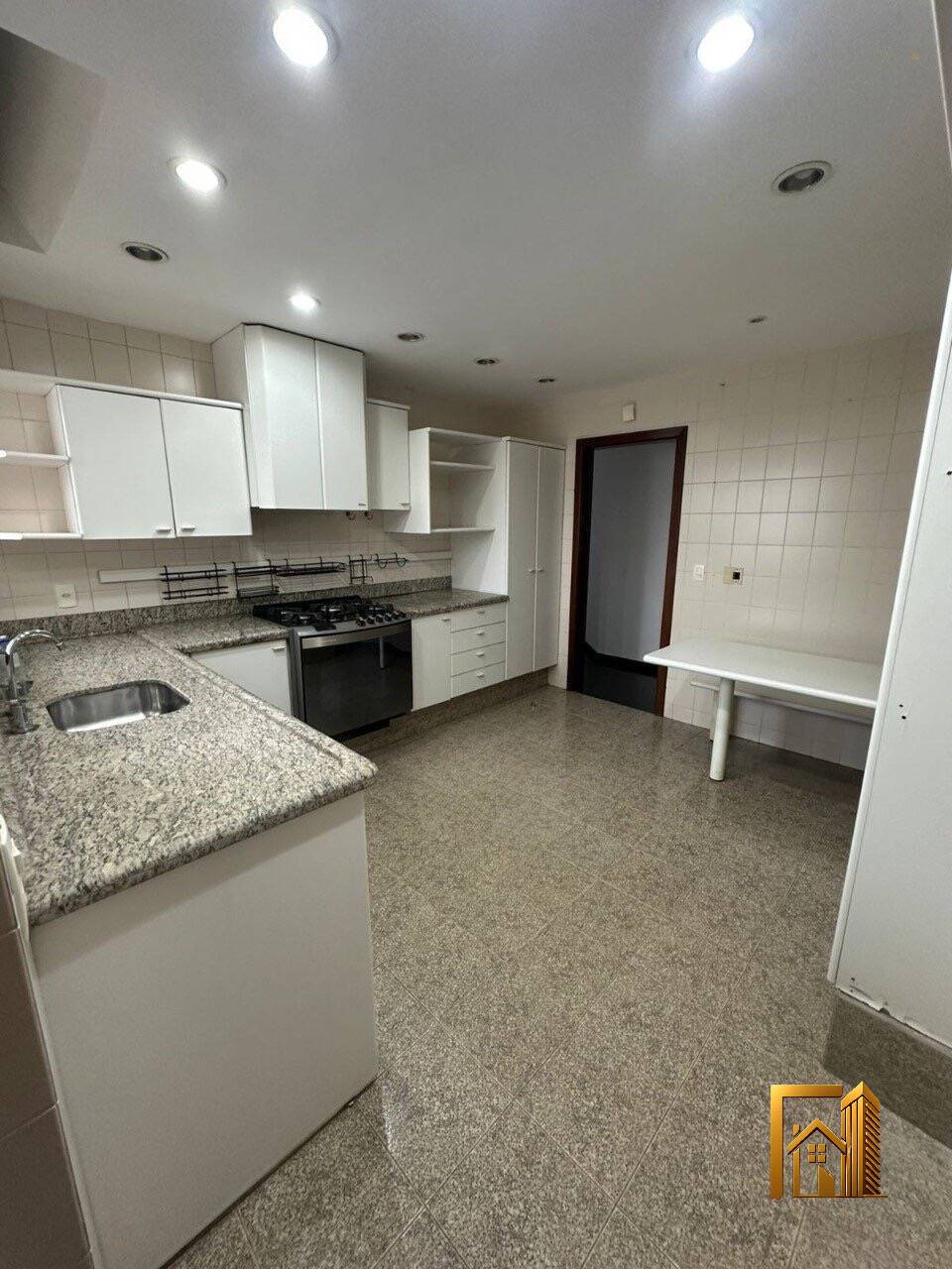 Apartamento, 4 quartos, 221 m² - Foto 4