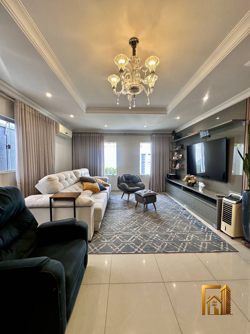 Casa, 4 quartos, 268 m² - Foto 3