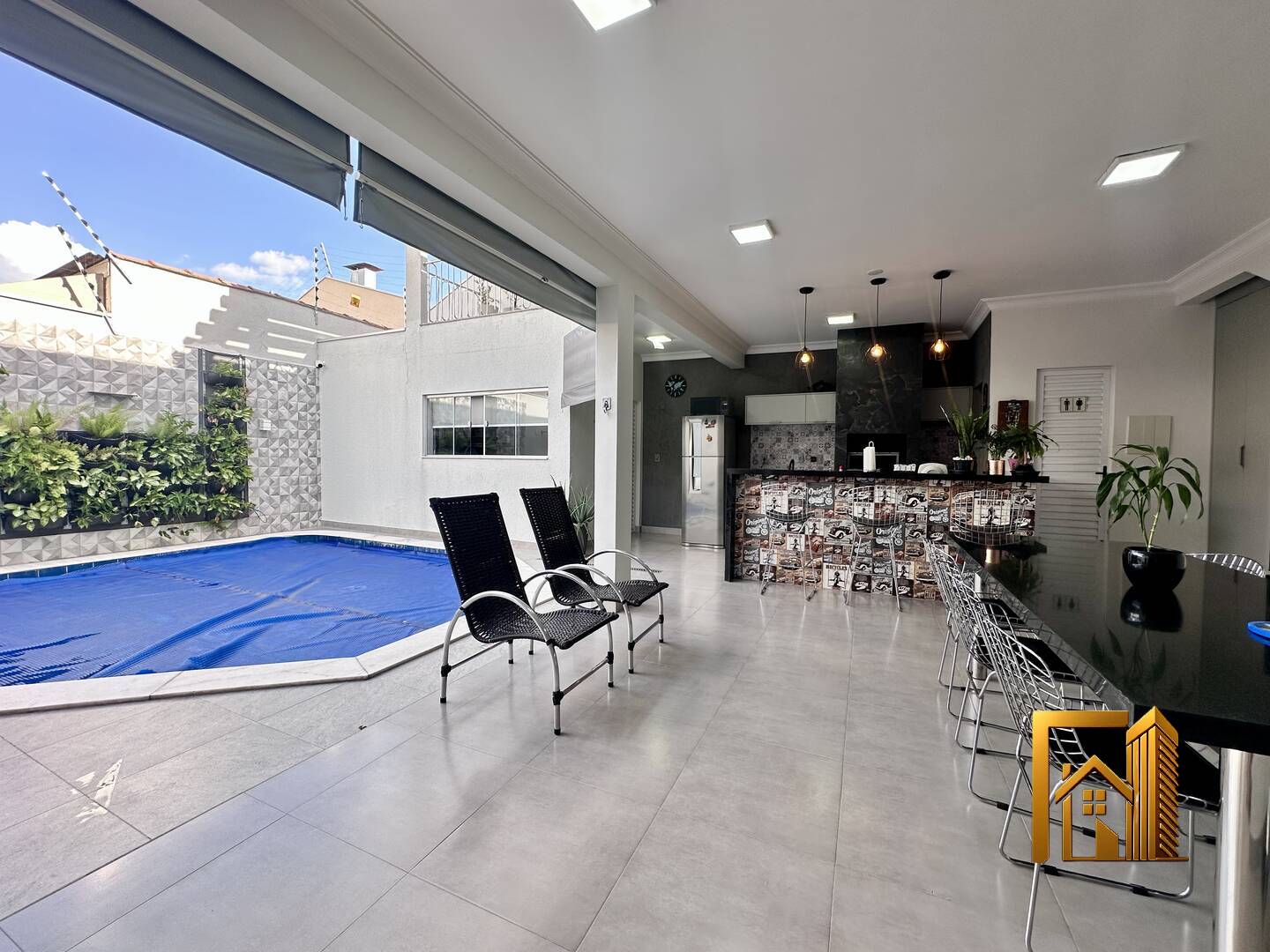 Casa, 4 quartos, 268 m² - Foto 37