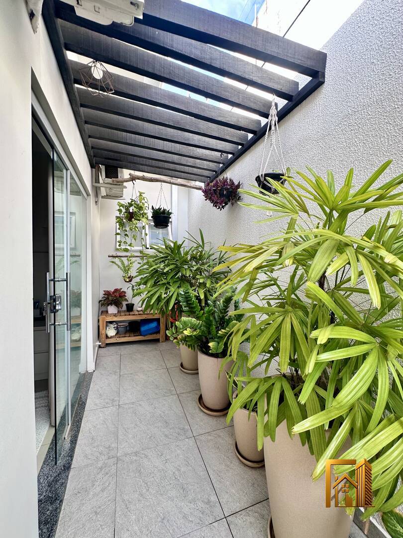 Casa, 4 quartos, 268 m² - Foto 35